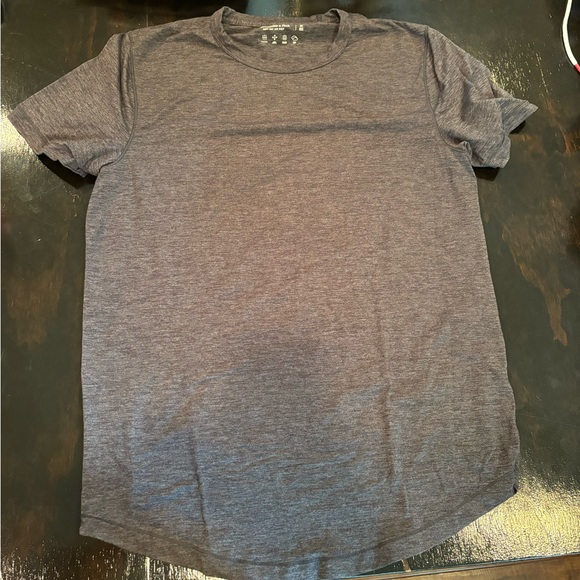 Abercrombie men’s t shirt - Picture 1 of 2